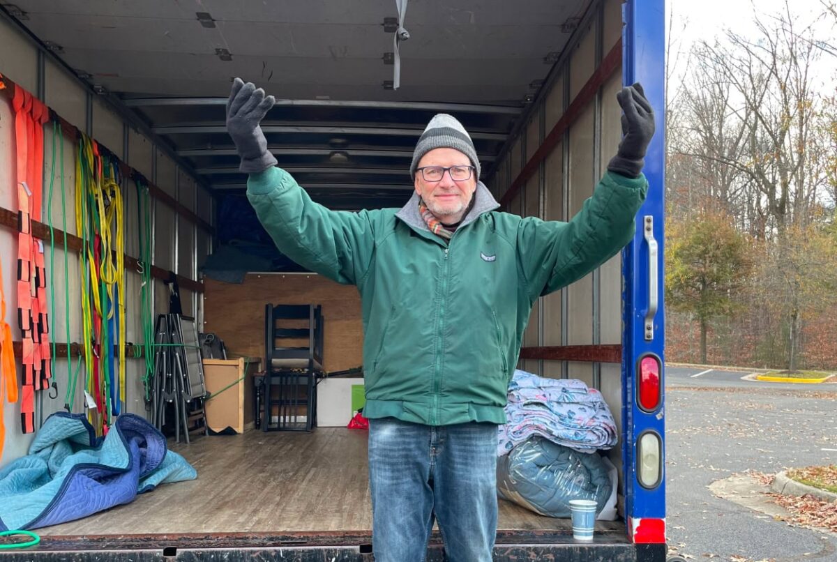 volunteer welcoming donor